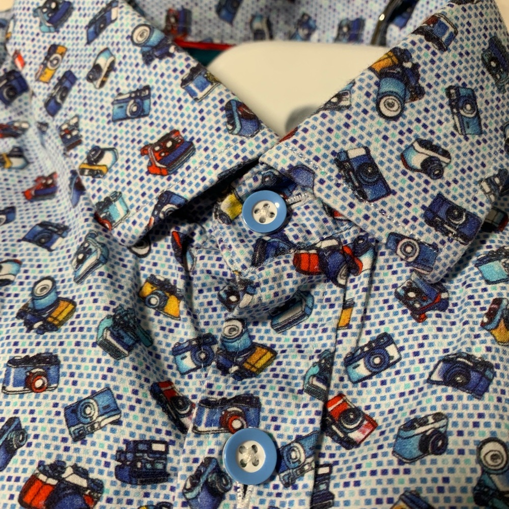 XL Artsy Camera print shirt!!Designer Visconti Black.100% Soft Natural Cotton!